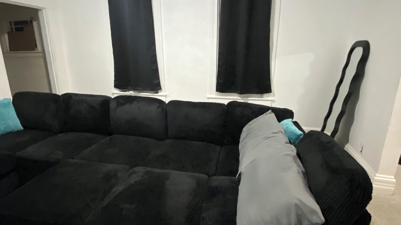 Photo of Livingroom in Downtown Toledo
