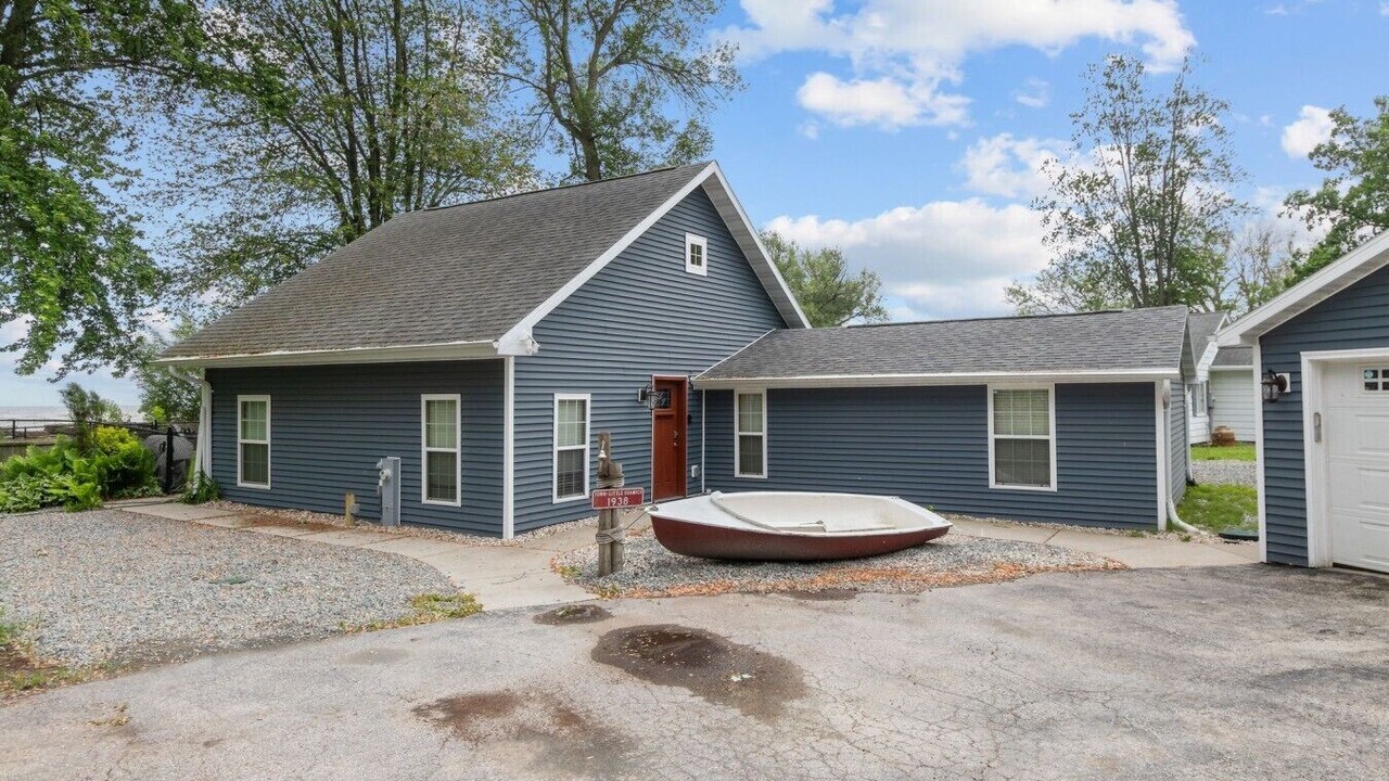 Photo of Bedroom in Little Suamico