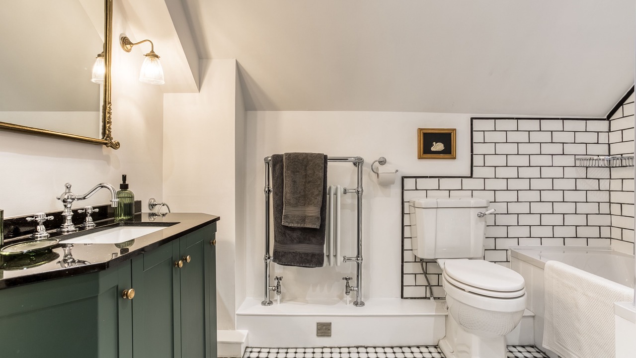 Photo of Bathroom in Bourton