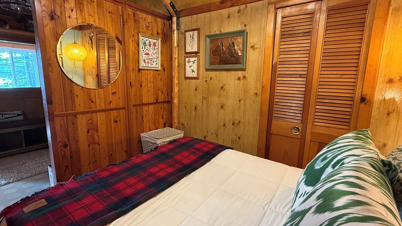 Photo of Bedroom in Kalkaska