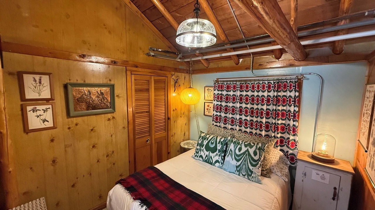 Photo of Bedroom in Kalkaska