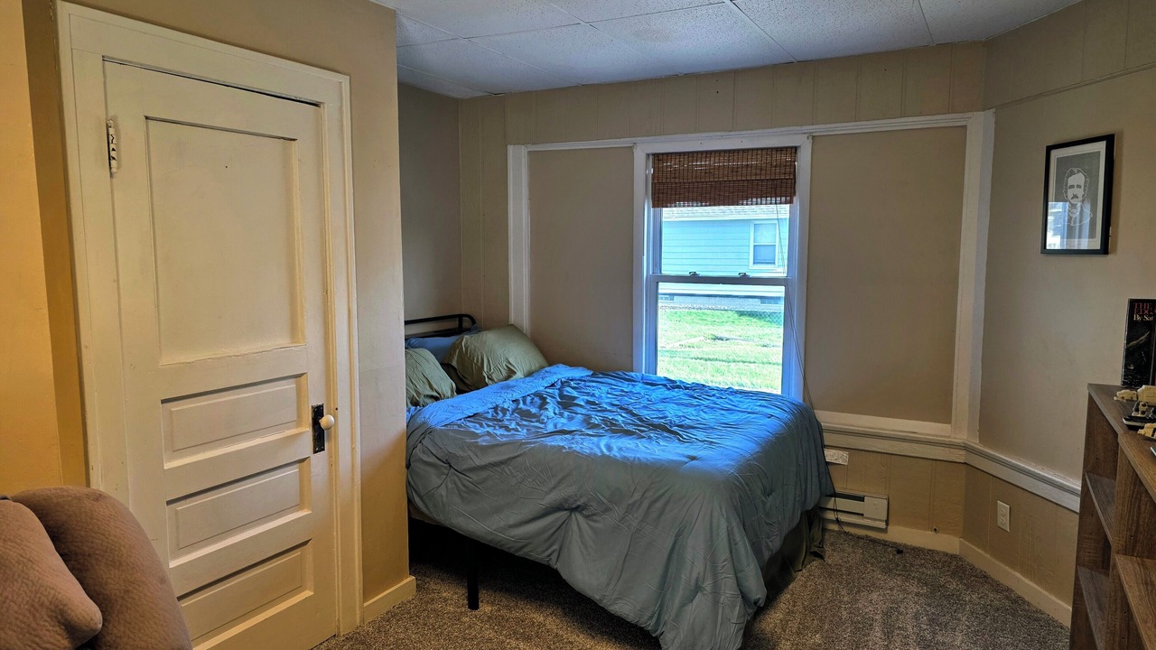Photo of Bedroom in Rossford