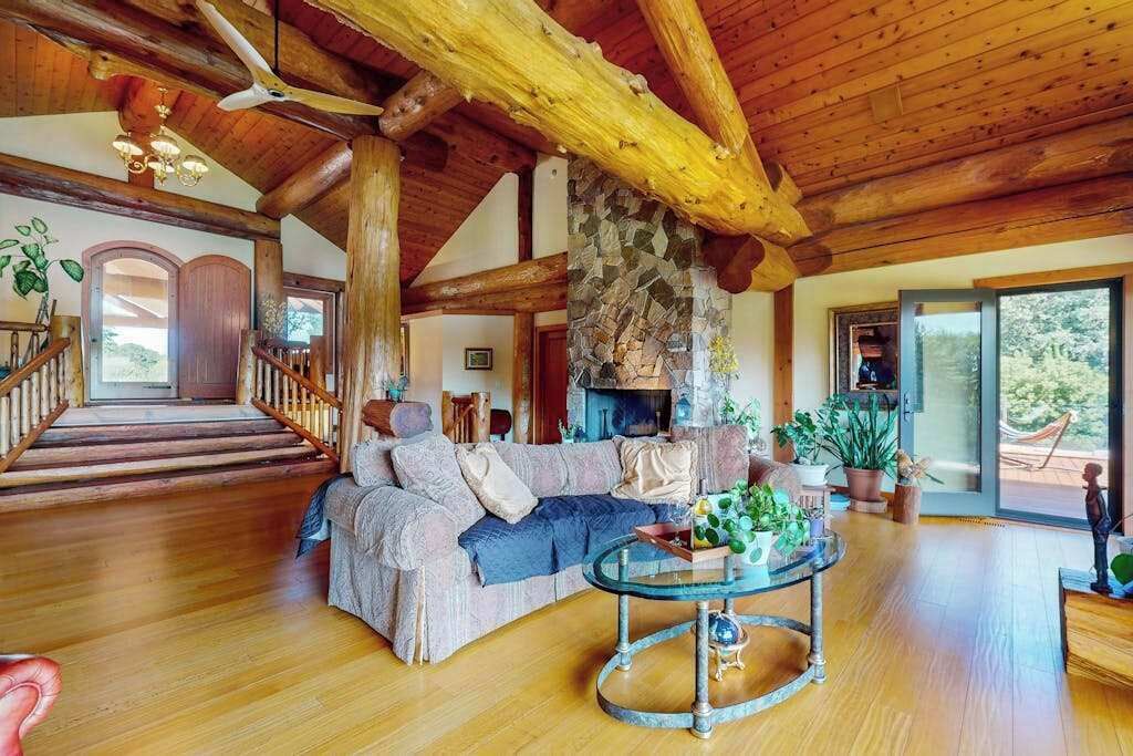 Photo of Livingroom in Benton Harbor
