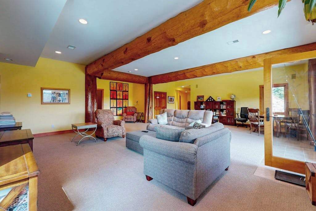 Photo of Livingroom in Benton Harbor