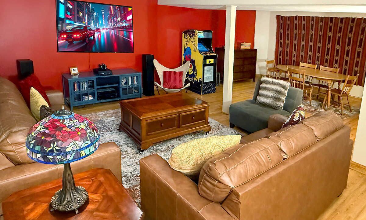 Photo of Livingroom in Shorewood-Tower Hills-Harbert