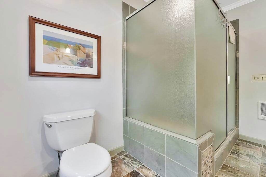 Photo of Bathroom in Empire