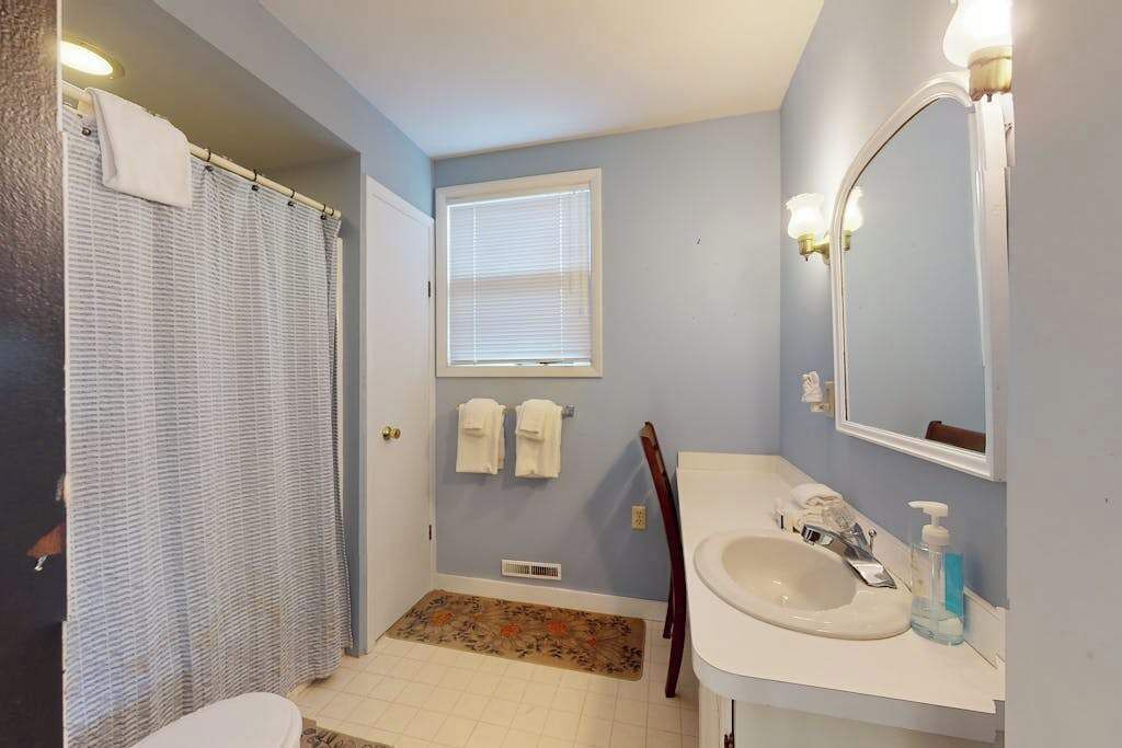 Photo of Bathroom in Indian River