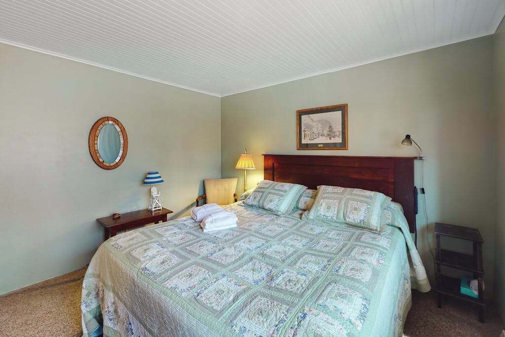 Photo of Bedroom in Maple City