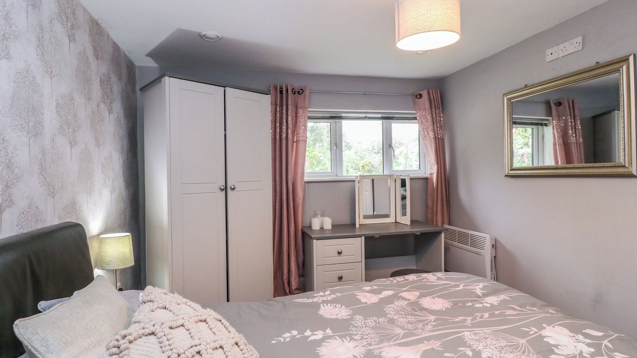 Photo of Bedroom in Hinton Blewett