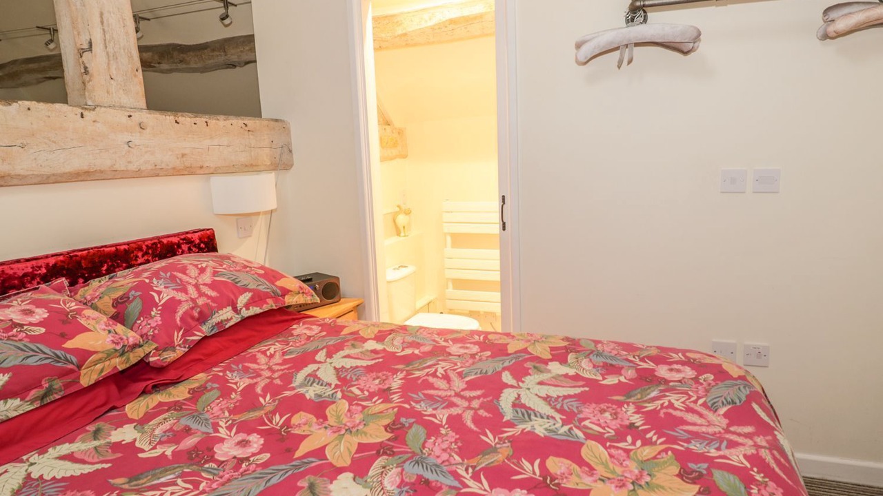 Photo of Bedroom in Tiddington