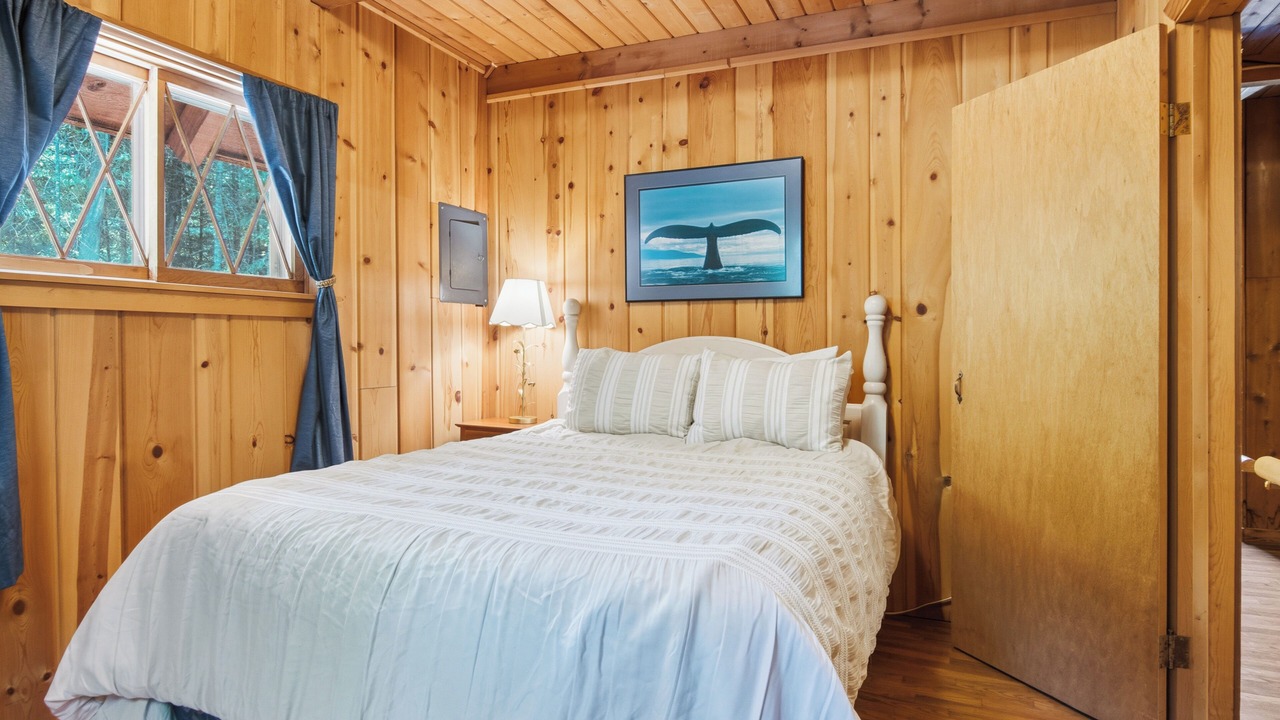 Photo of Bedroom in Charlevoix