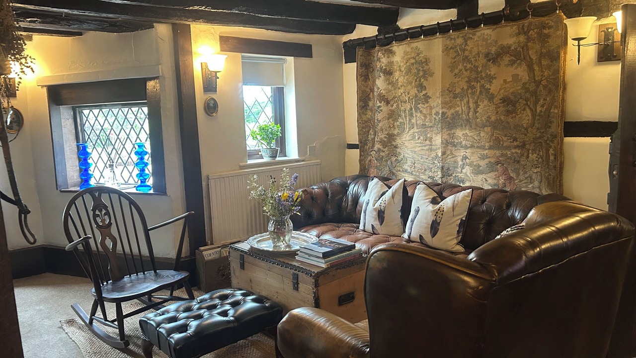 Photo of Livingroom in Lapworth