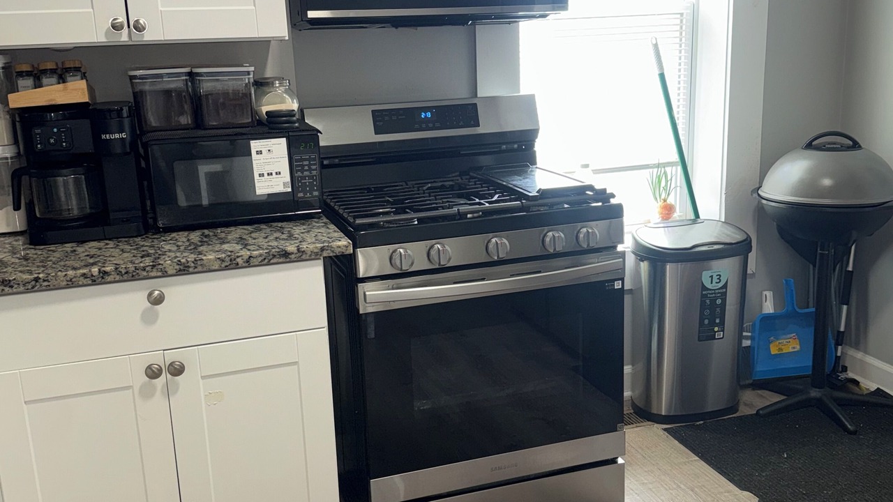Photo of Kitchen in Greater Grand Crossing