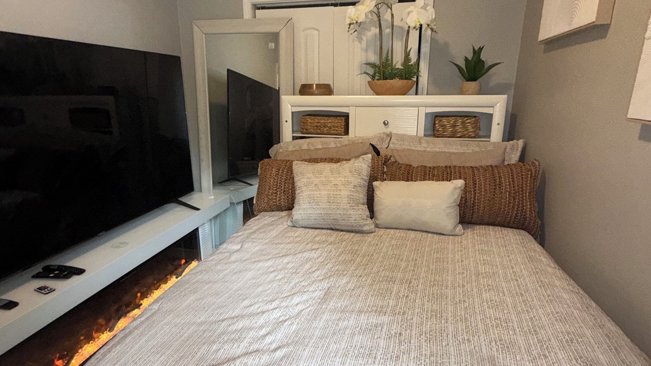 Photo of Bedroom in Greater Grand Crossing