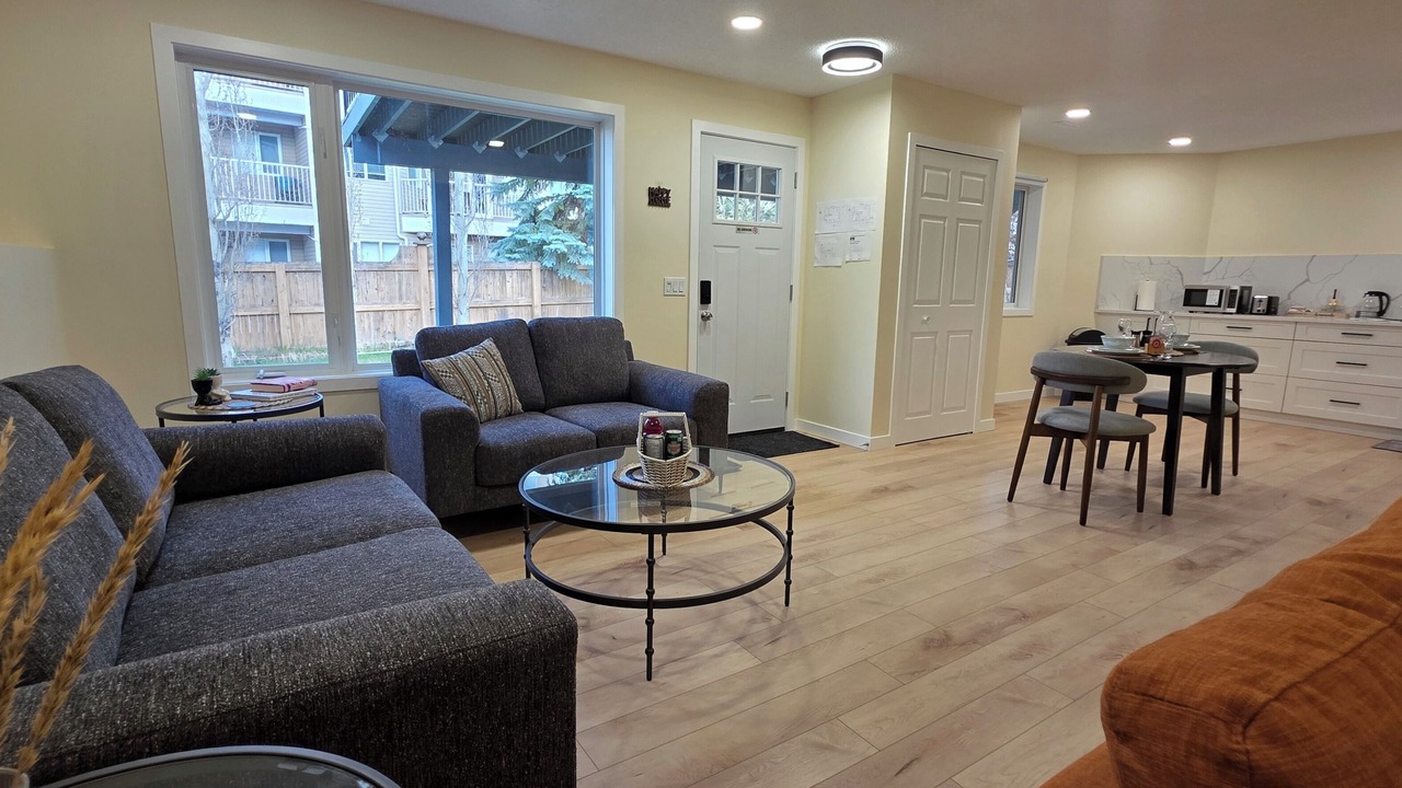 Photo of Livingroom in Valley Ridge