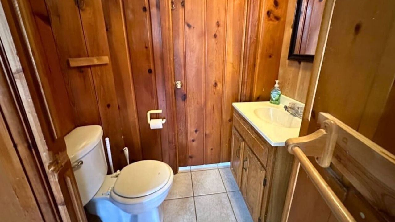 Photo of Bathroom in Oscoda