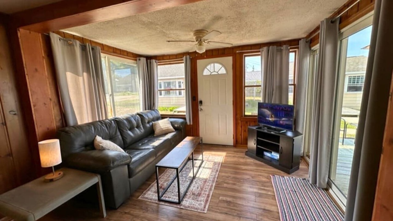 Photo of Livingroom in Oscoda
