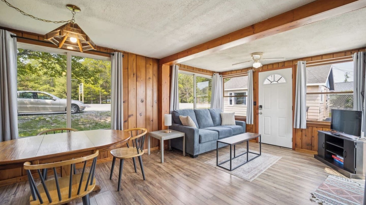 Photo of Livingroom in Oscoda