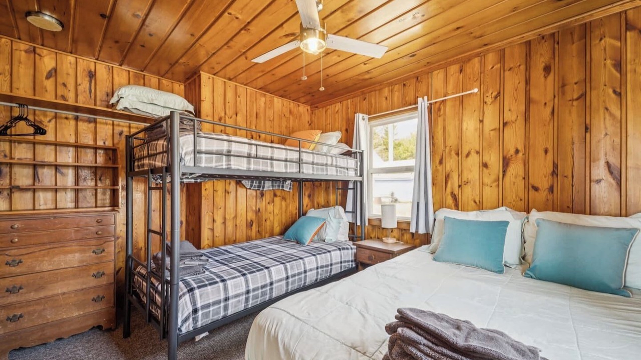 Photo of Bedroom in Oscoda
