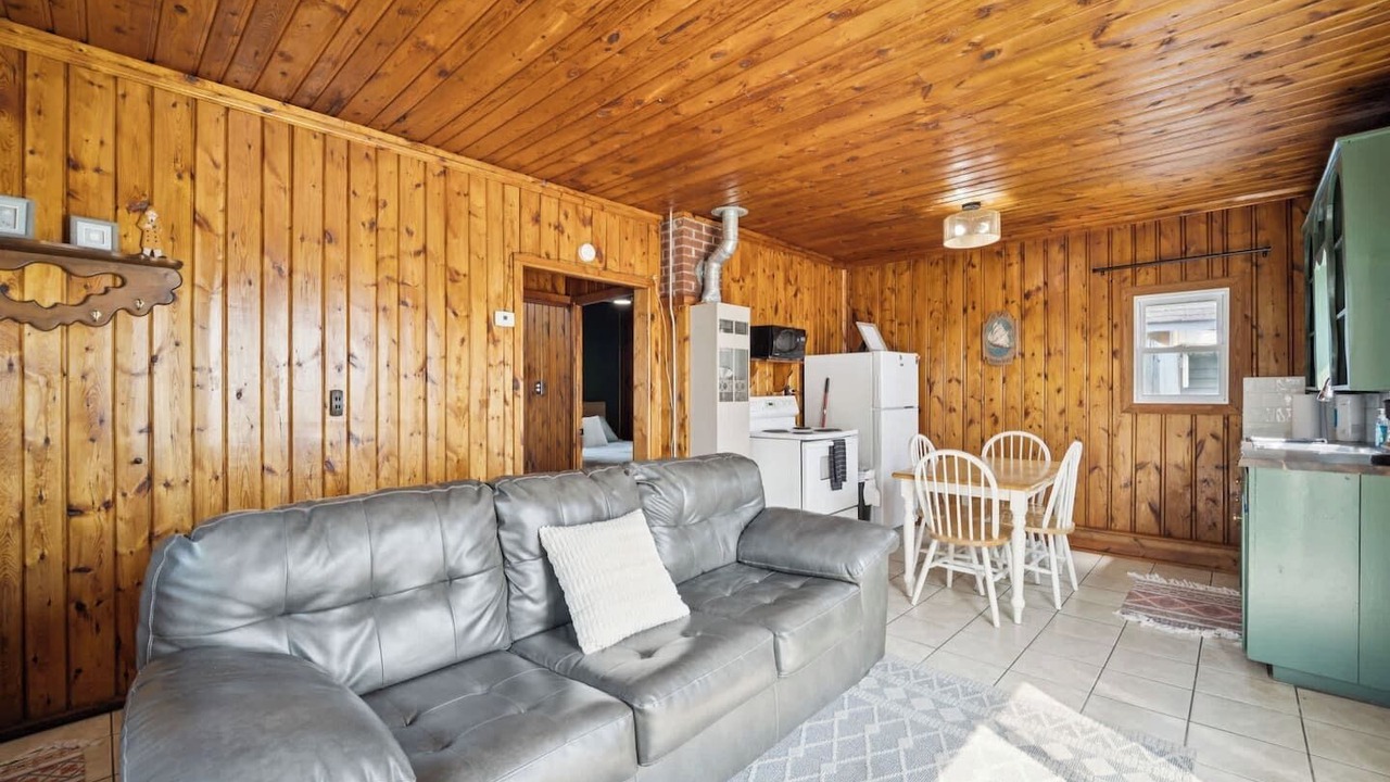 Photo of Livingroom in Oscoda