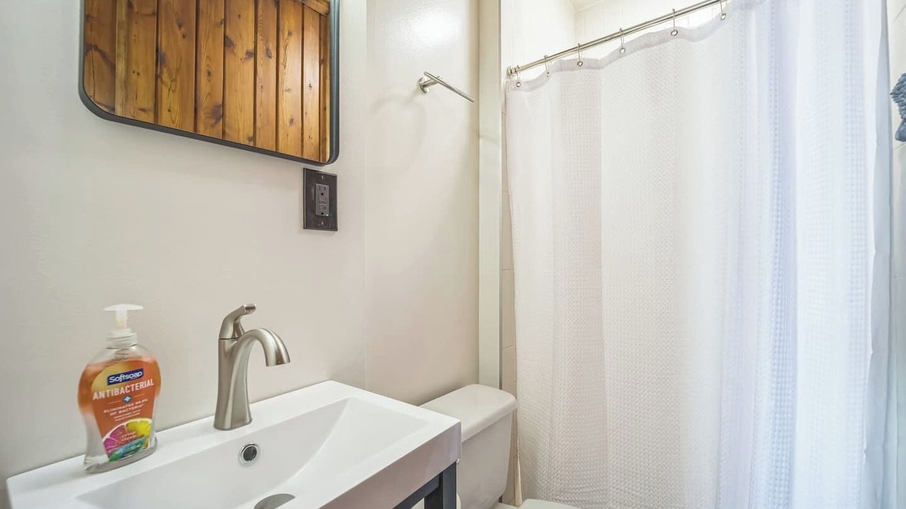 Photo of Bathroom in Oscoda