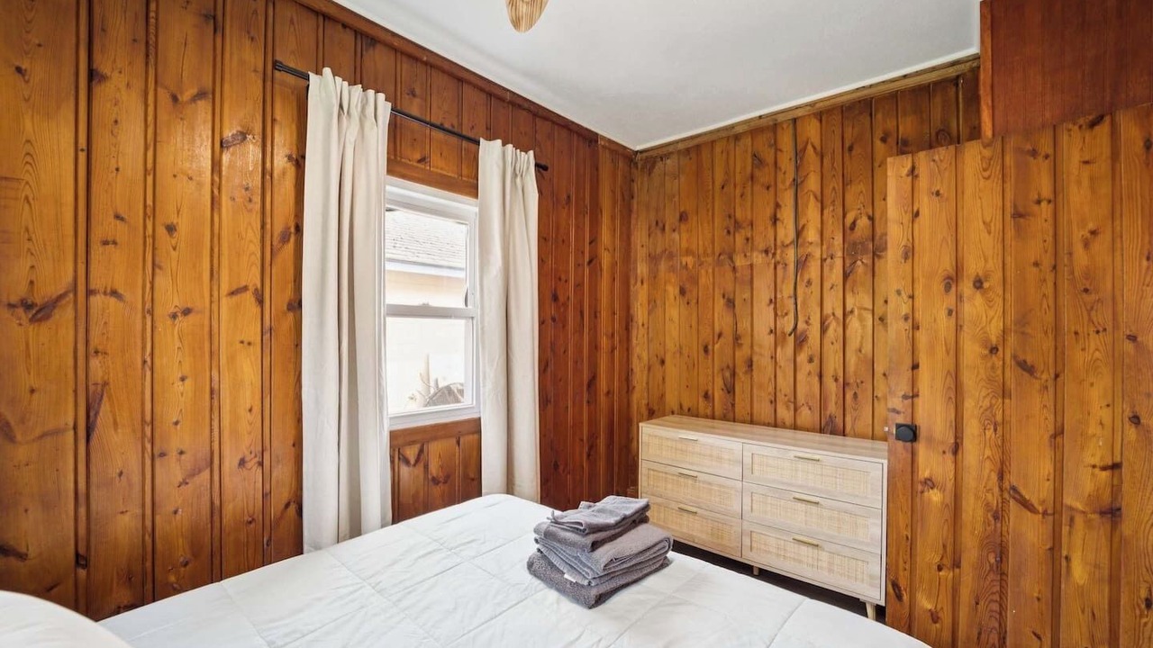 Photo of Bedroom in Oscoda