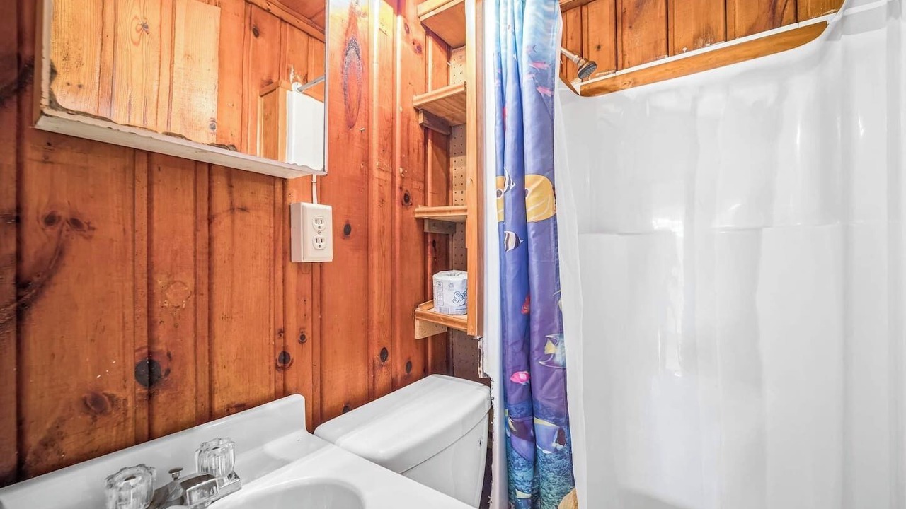 Photo of Bathroom in Oscoda