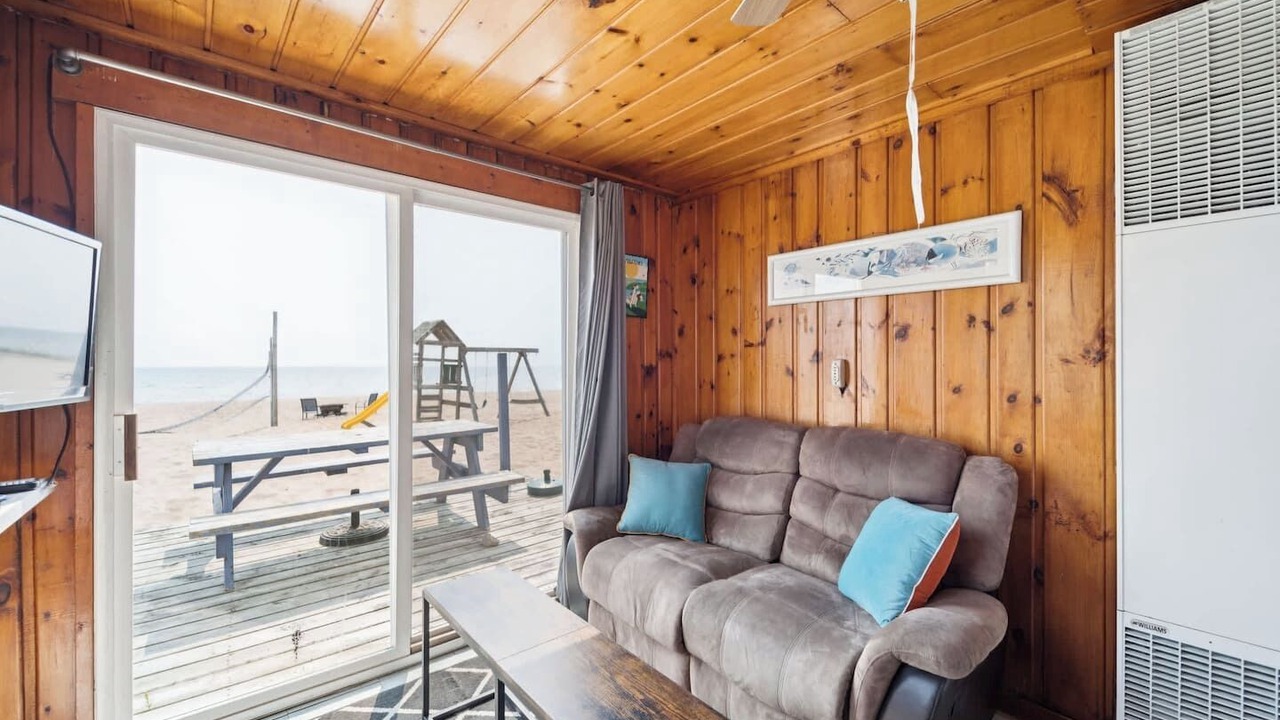 Photo of Livingroom in Oscoda