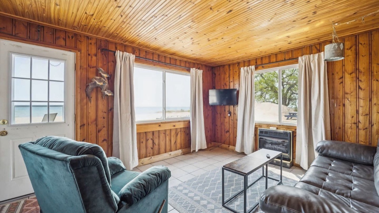 Photo of Livingroom in Oscoda