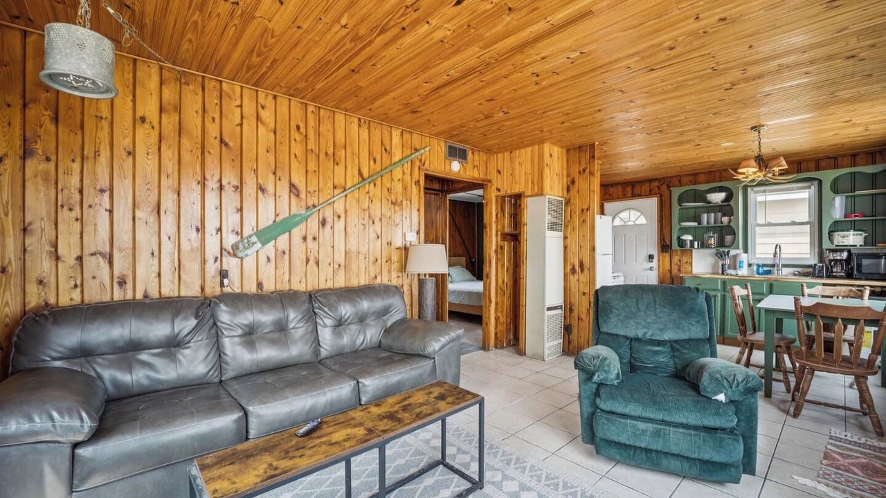 Photo of Livingroom in Oscoda