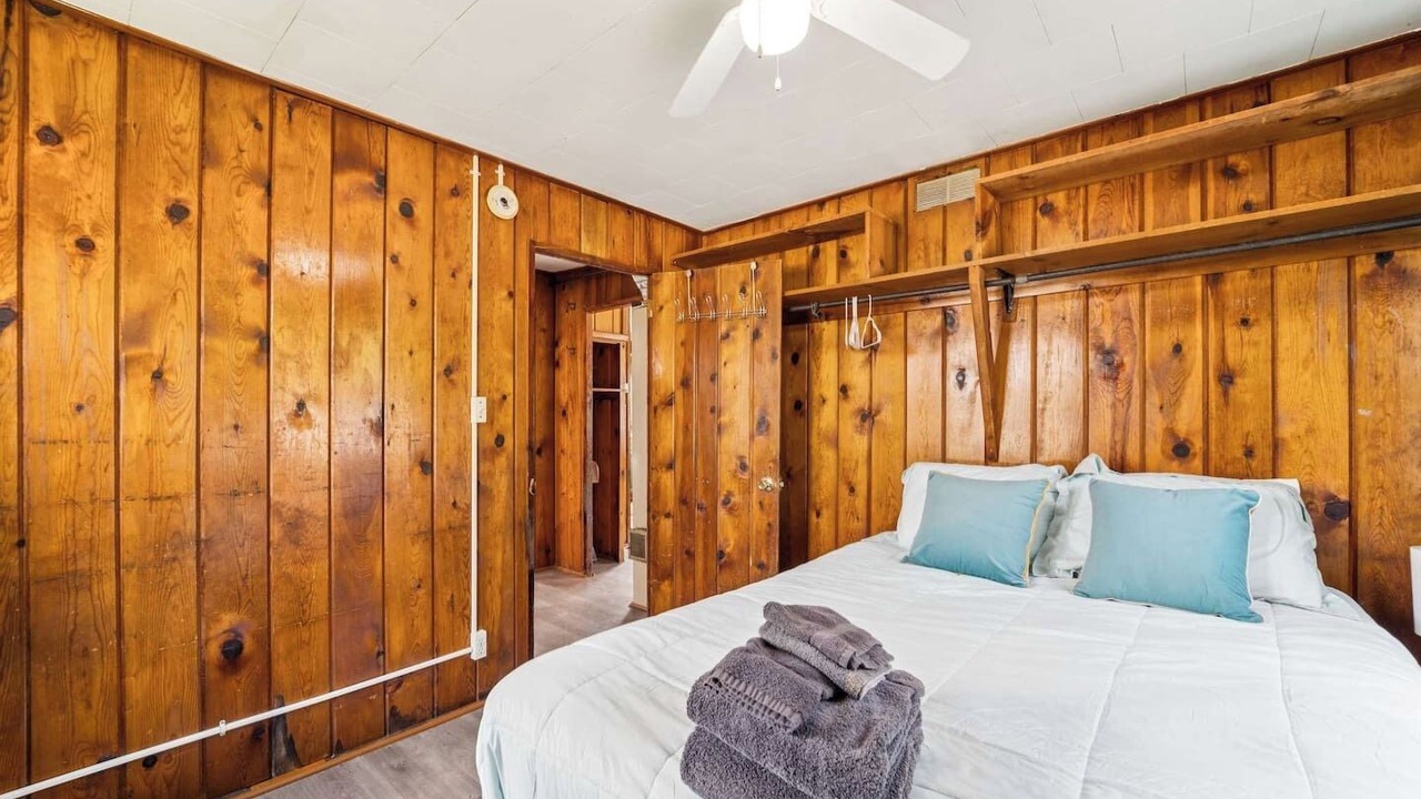 Photo of Bedroom in Oscoda