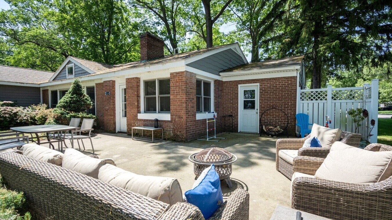 Photo of Outdoor in Norton Shores