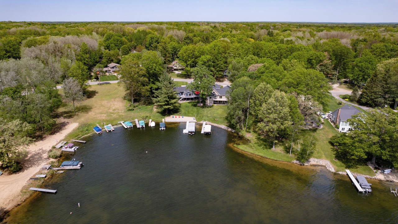 Photo of Others in Canadian Lakes