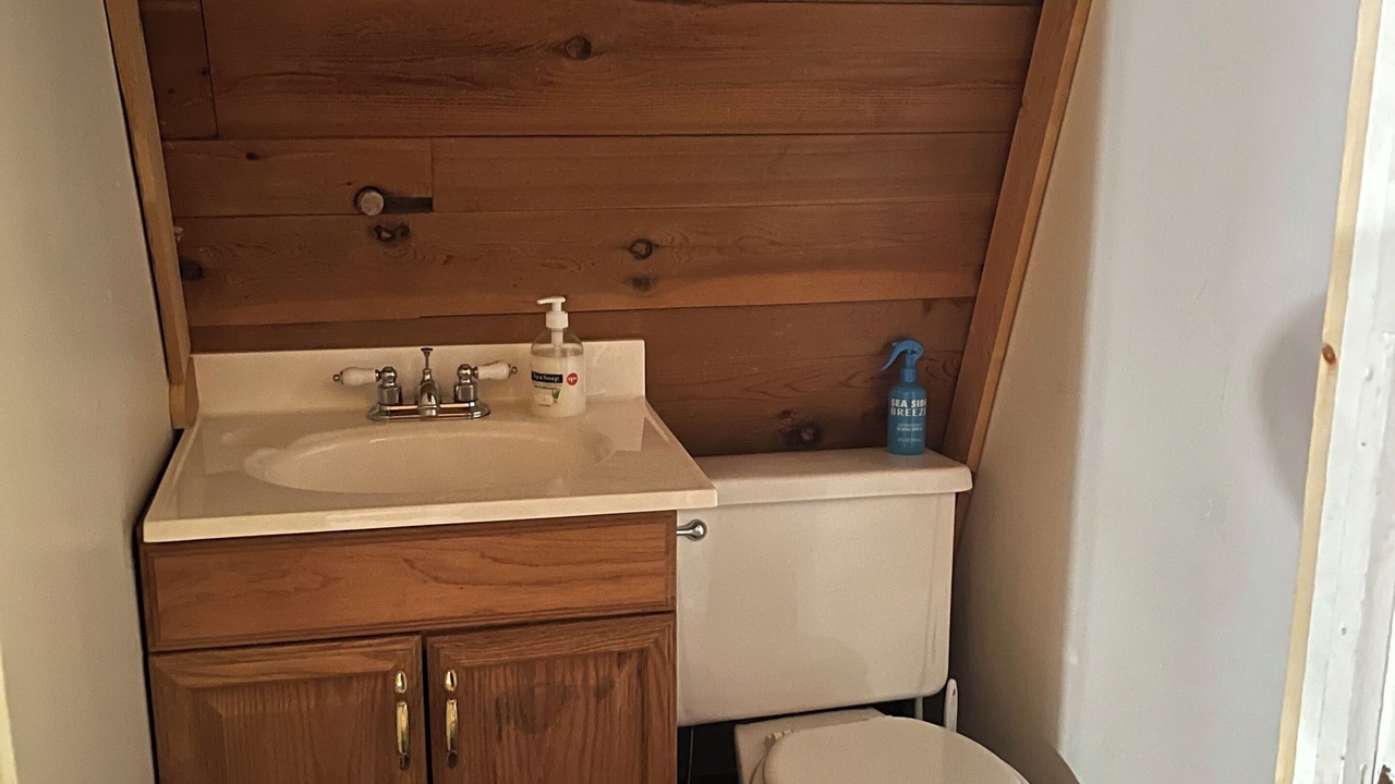 Photo of Bathroom in Irons