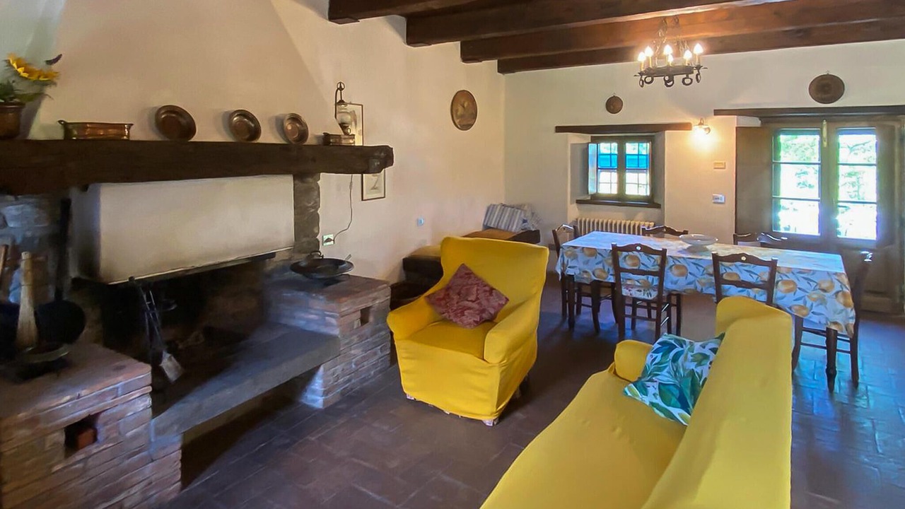Photo of Bedroom in Villa Collemandina