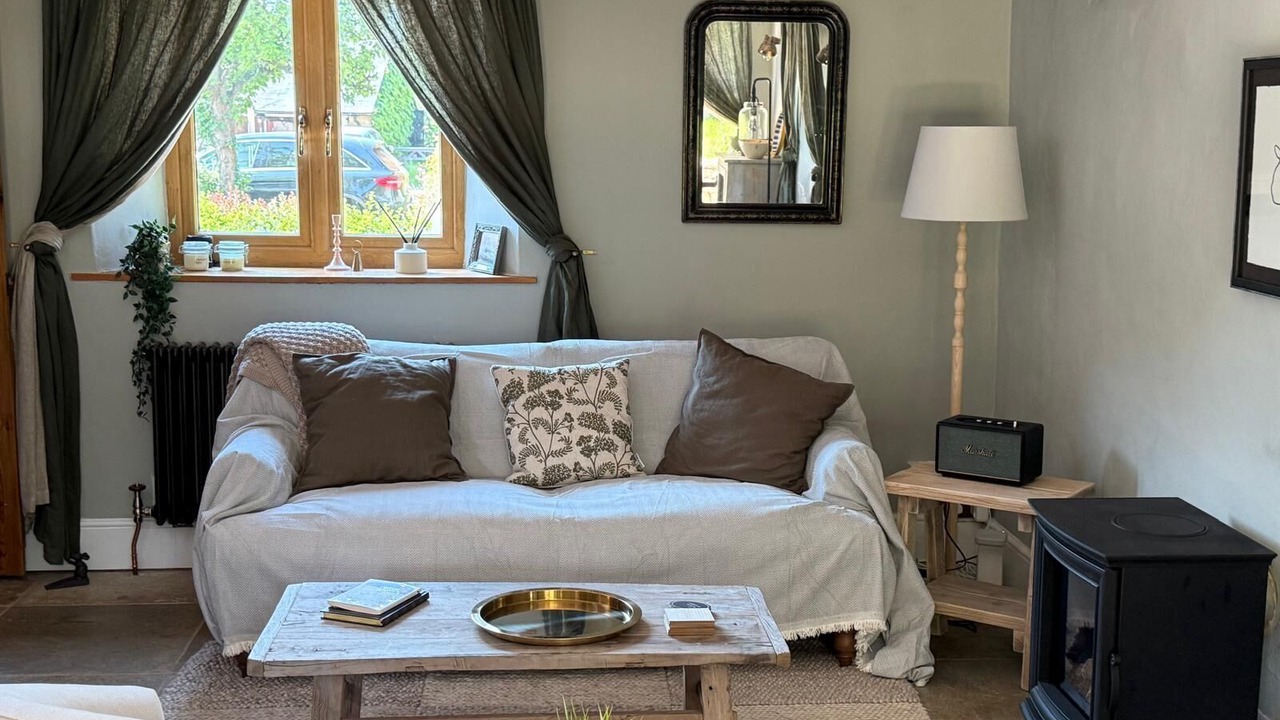 Photo of Livingroom in Kingham