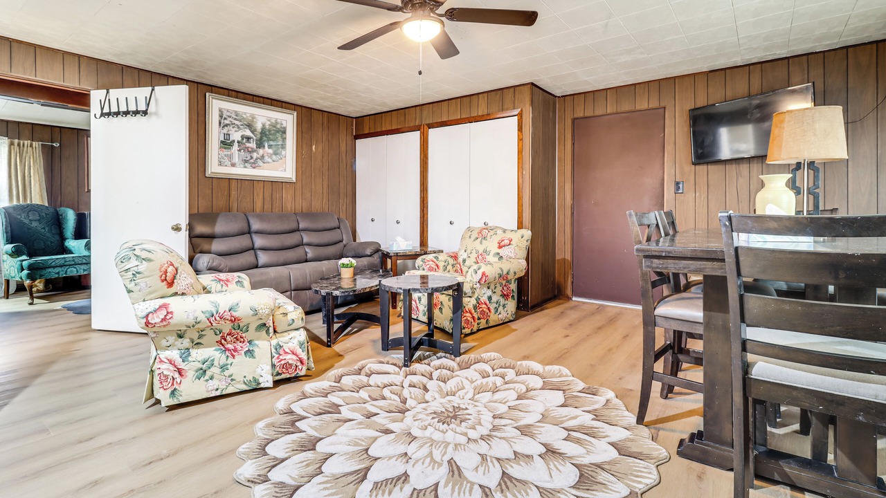 Photo of Bedroom in Farmington Hills