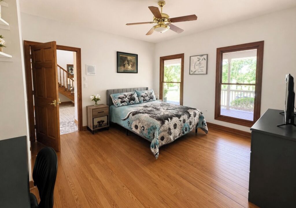 Photo of Bedroom in Solon Mills