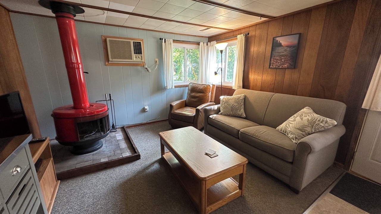 Photo of Livingroom in Ontonagon