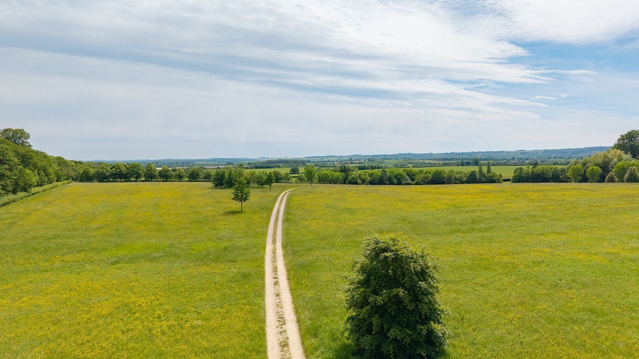 Photo of Others in Lower Oddington