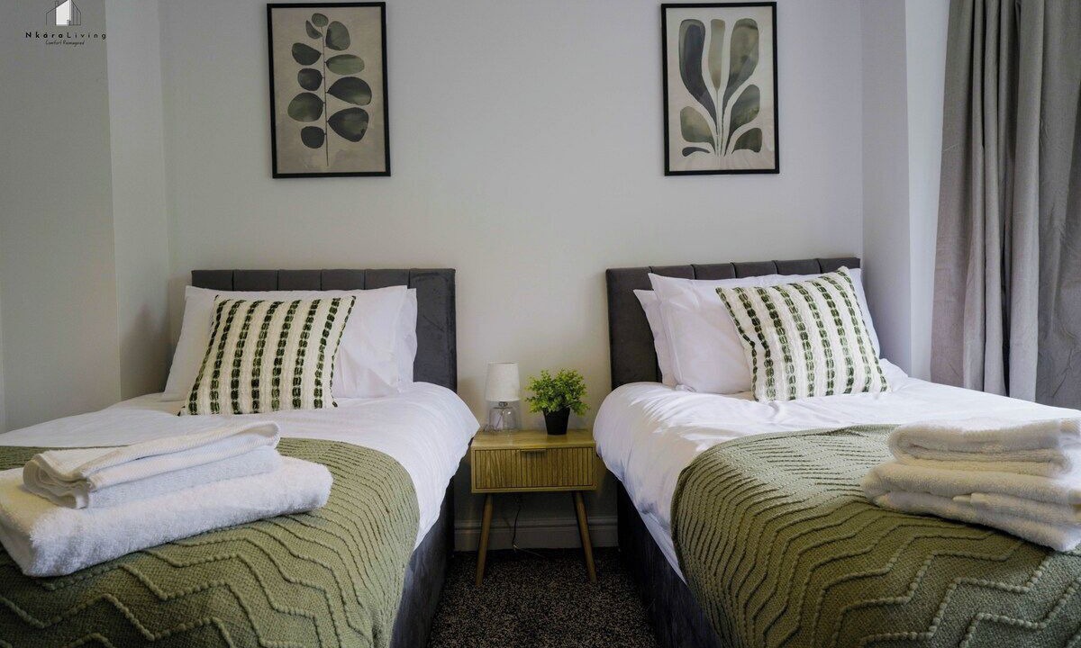 Photo of Bedroom in Oldbury
