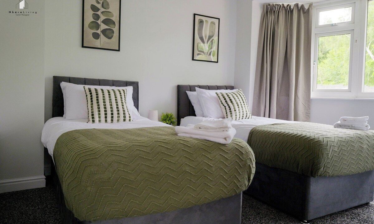 Photo of Bedroom in Oldbury