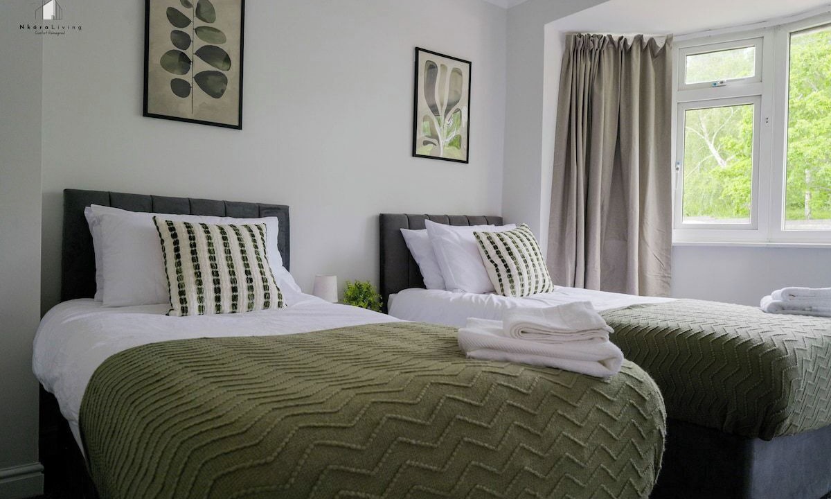 Photo of Bedroom in Oldbury