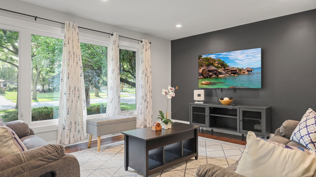 Photo of Livingroom in Darien