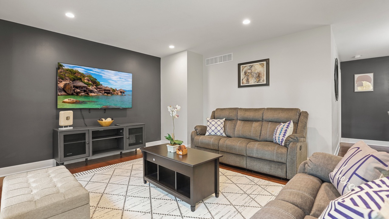 Photo of Livingroom in Darien