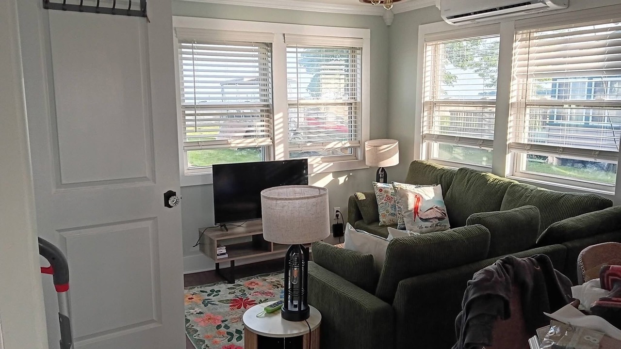 Photo of Bedroom in Estral Beach
