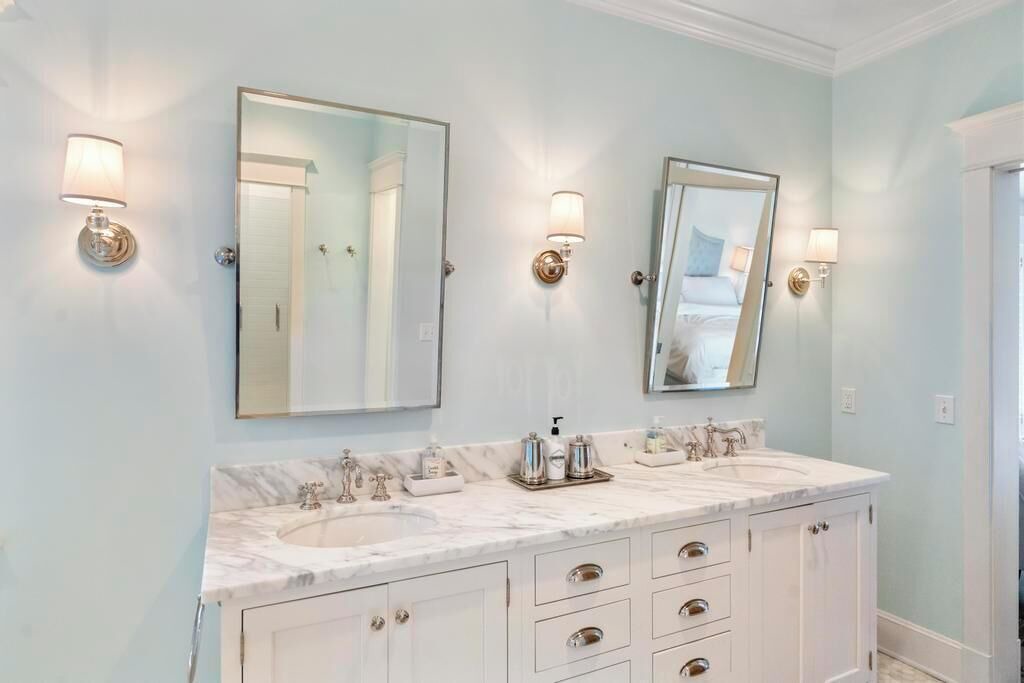Photo of Bathroom in Harbor Springs