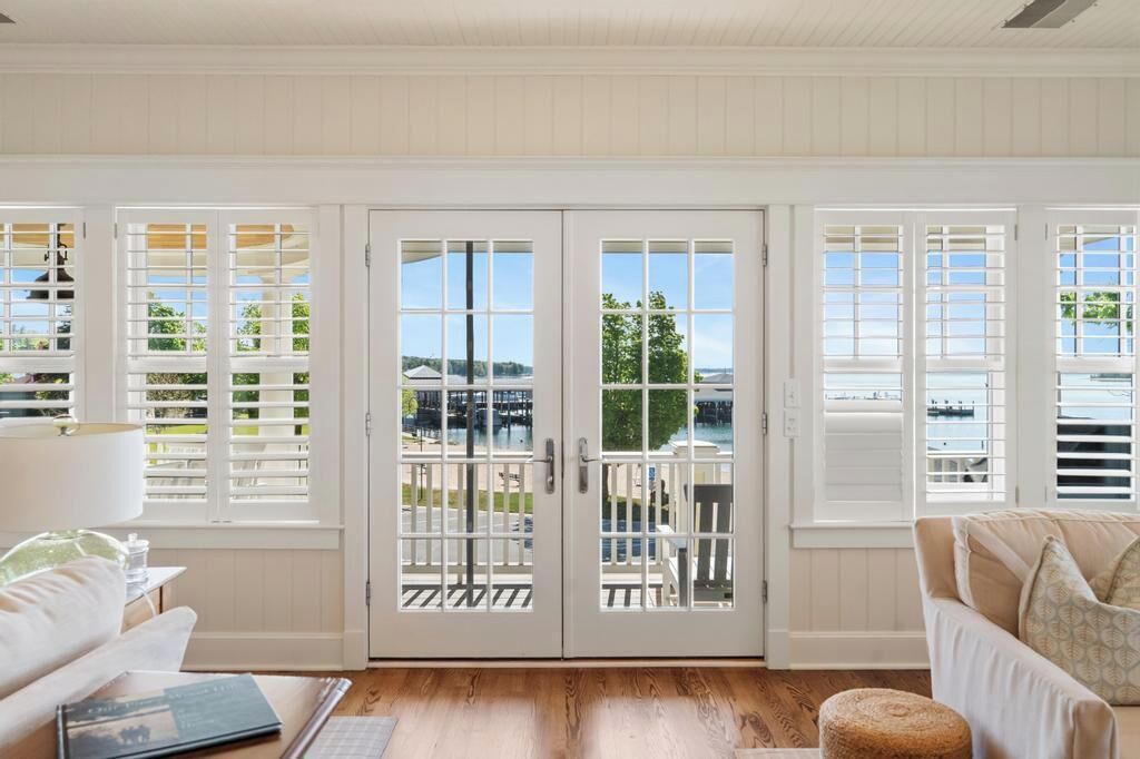 Photo of Livingroom in Harbor Springs