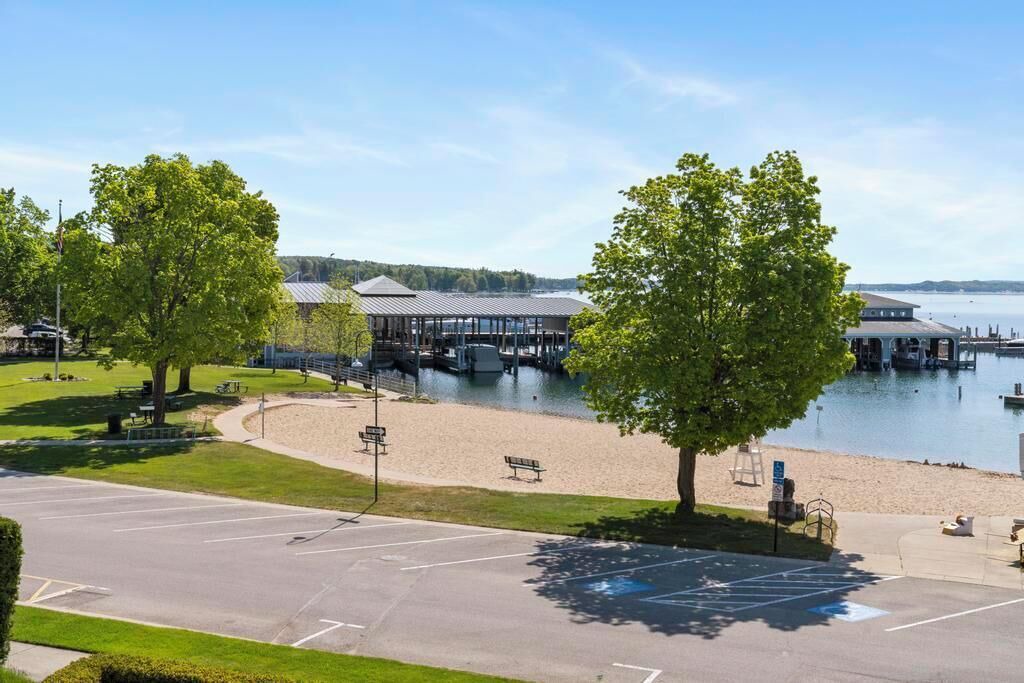 Photo of Others in Harbor Springs