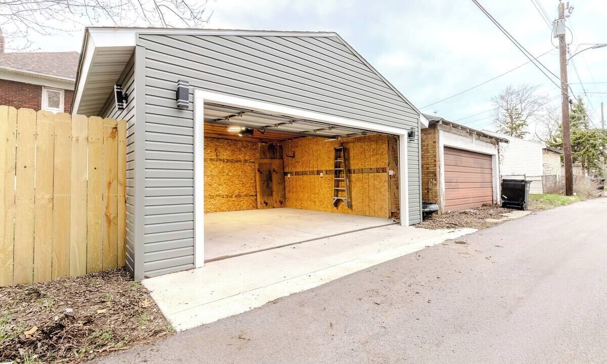 Photo of Outdoor in Gary